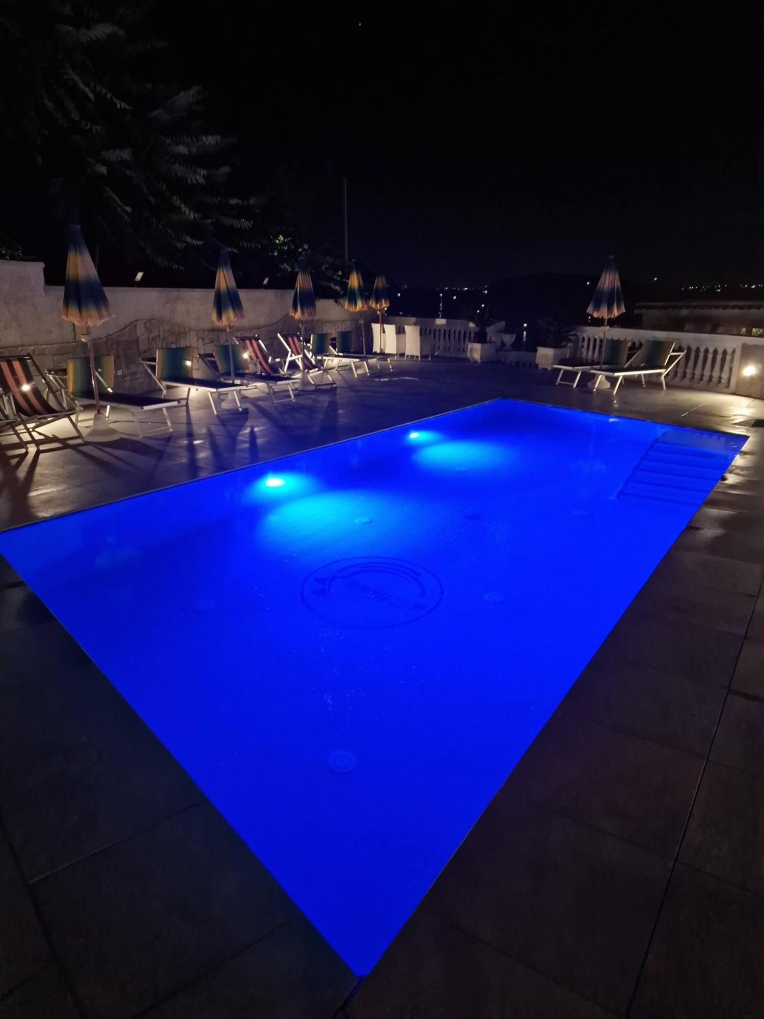 איסקיה Hotel Da Maria מראה חיצוני תמונה