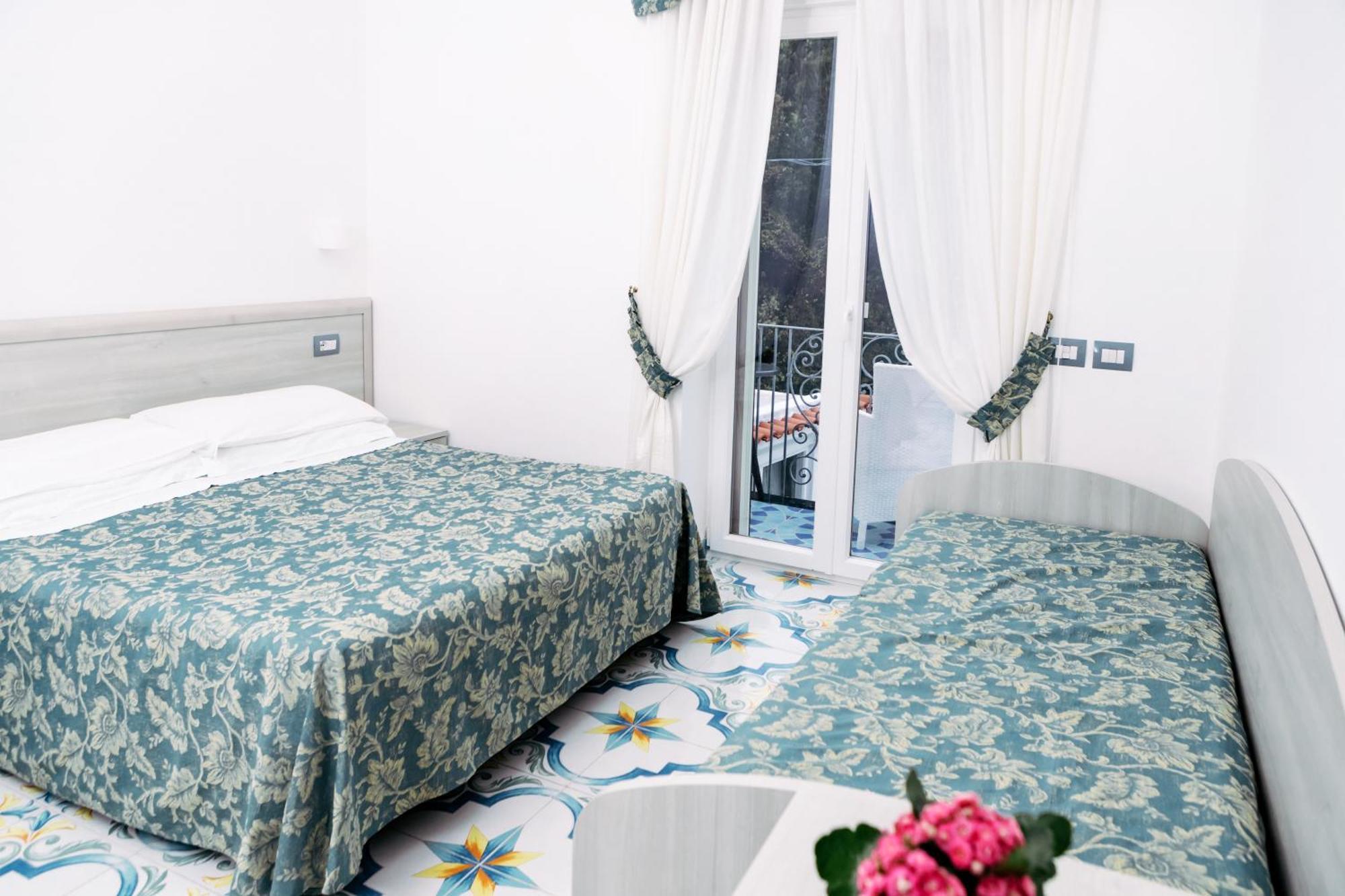 איסקיה Hotel Da Maria מראה חיצוני תמונה
